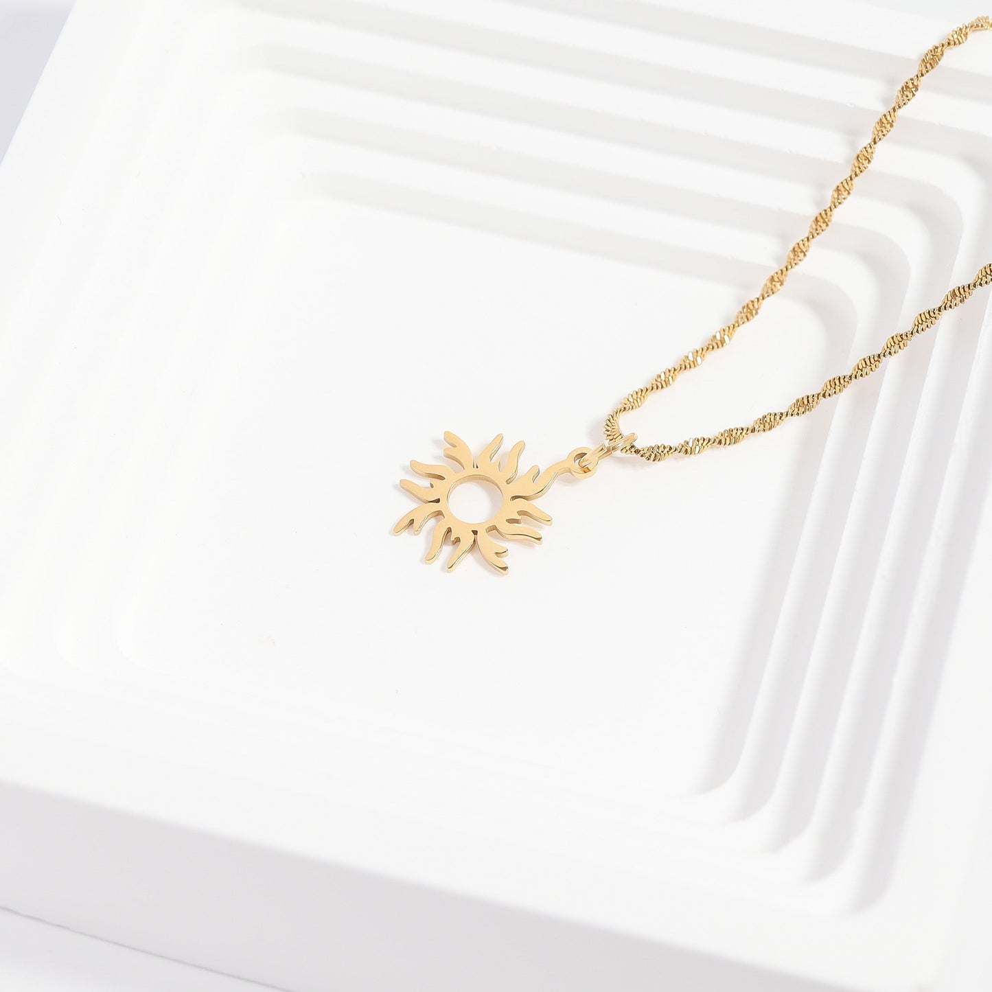 18K Gold PVD Stainless Steel Sunburst Charm / PDL0200